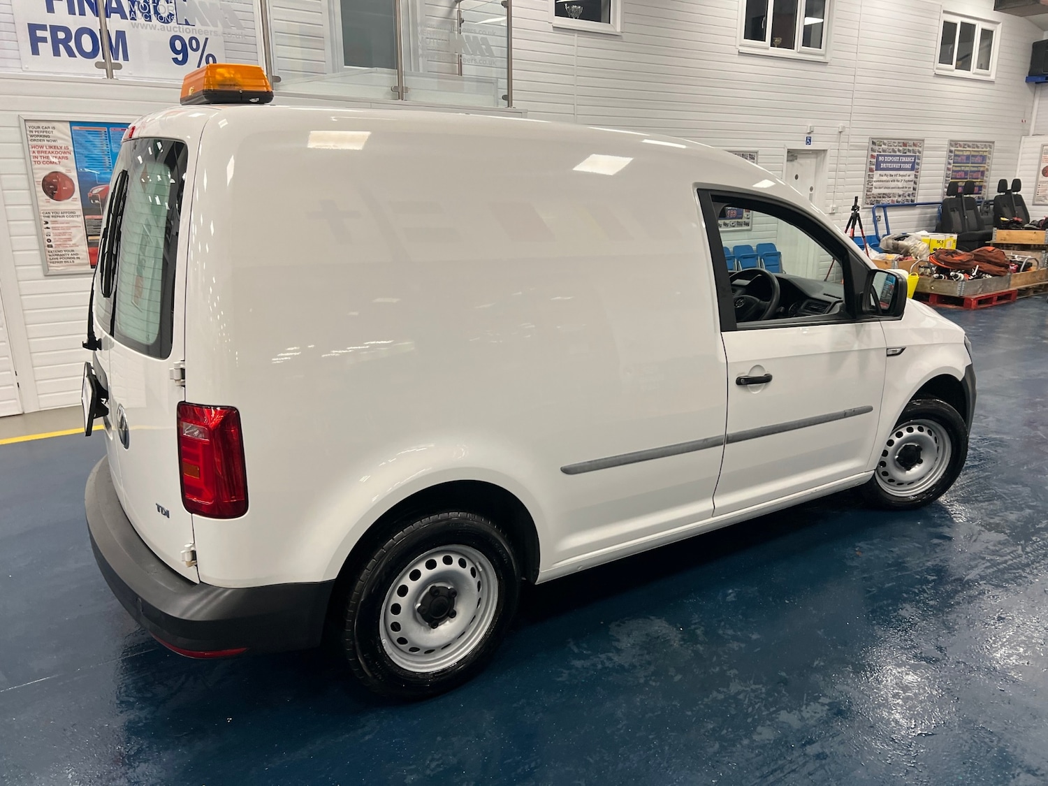 Used Volkswagen Caddy 2017 for sale - 76490353: Photo 5