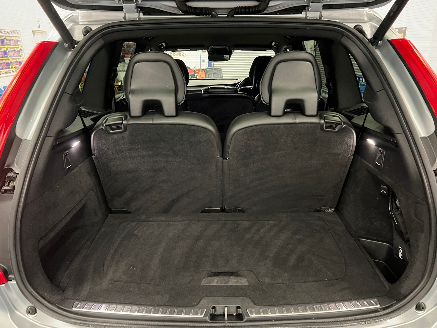 Used Volvo XC90 2016 for sale - 76817969: Photo 11