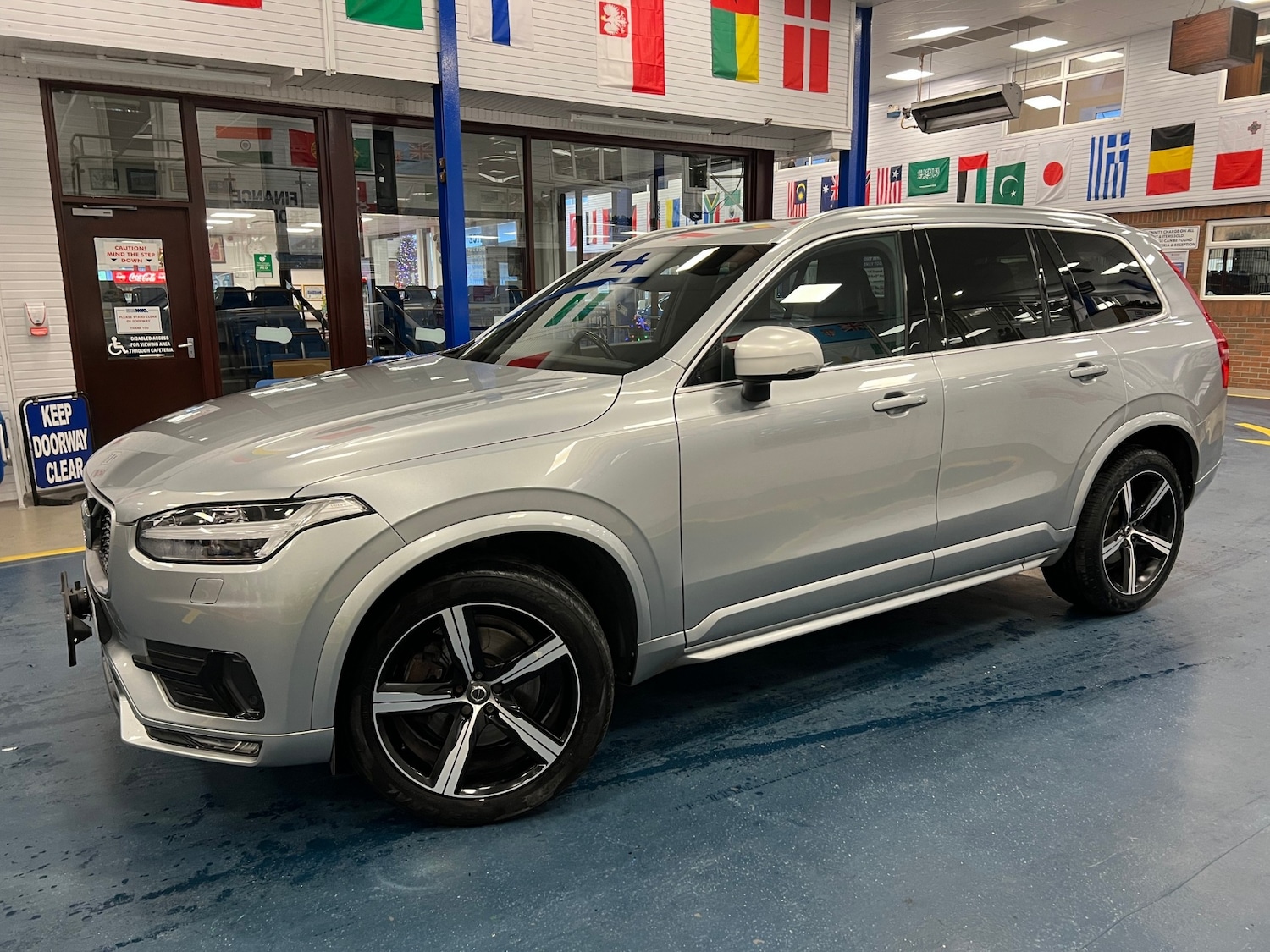 Used Volvo XC90 2016 for sale - 76817969: Photo 3