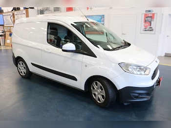 Used Ford Transit Courier 2016 for sale - 75968383: Photo
