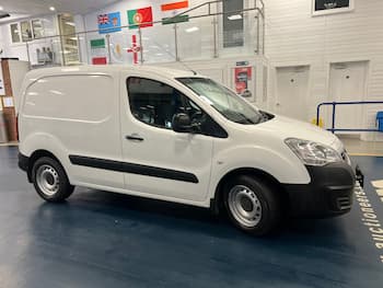 Used Peugeot Partner 2018 for sale - 79879638: Photo