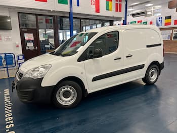Used Peugeot Partner 2018 for sale - 79879638: Photo
