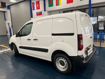 Used Peugeot Partner 2018 for sale - 79879638: Photo