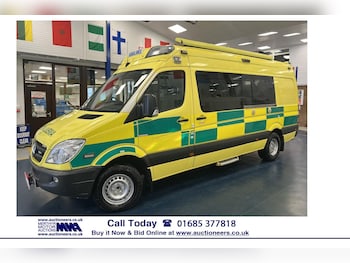 Mercedes-Benz Sprinter feature image