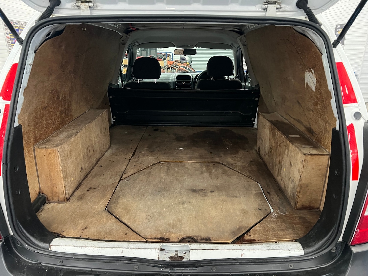 Used Vauxhall Astra Van 2006 for sale - 76275083: Photo 7