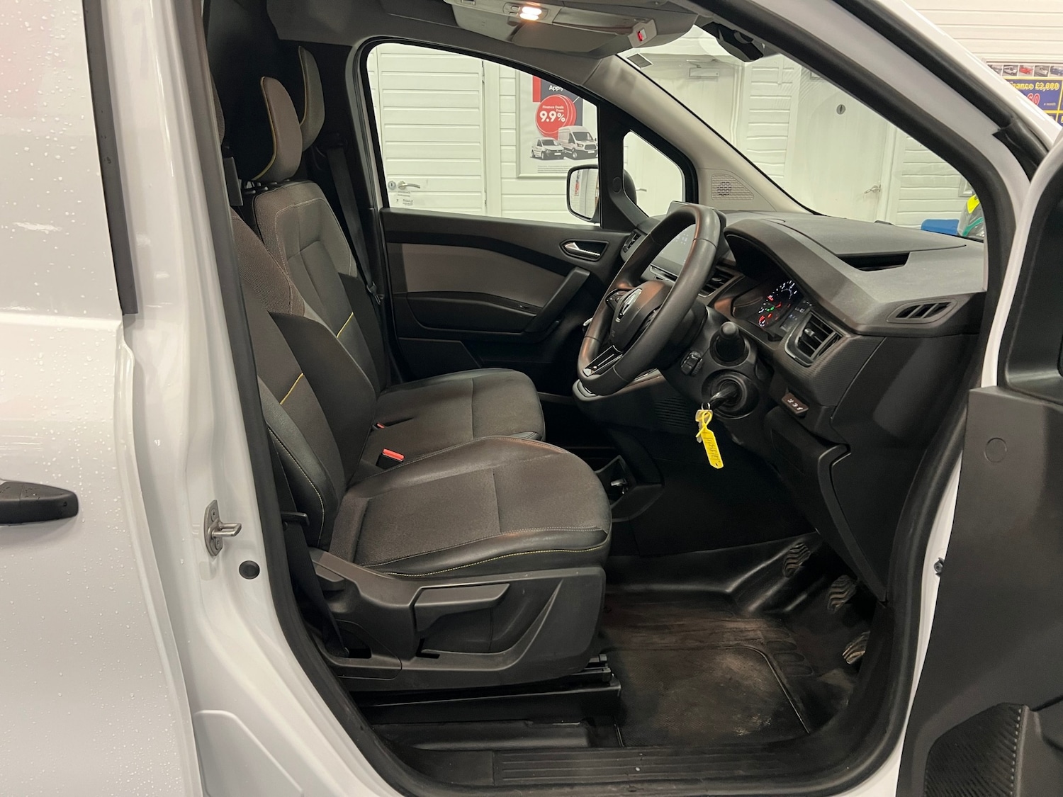 Used Renault Kangoo 2023 for sale - 76861674: Photo 19