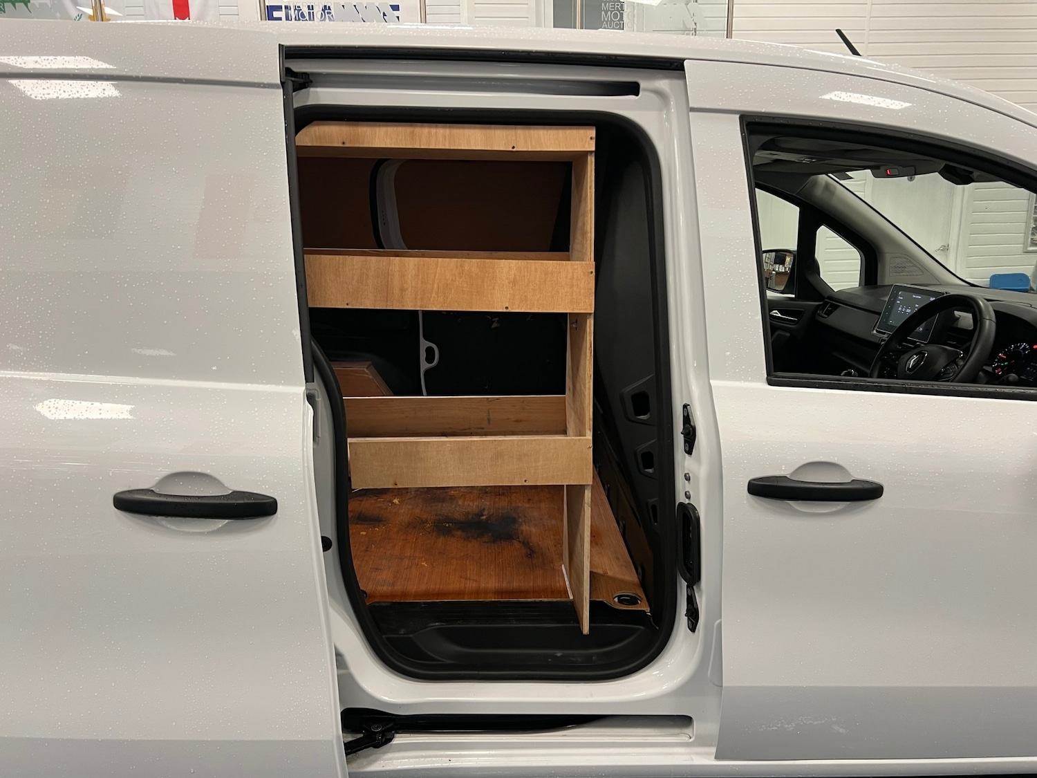 Used Renault Kangoo 2023 for sale - 76861674: Photo 7