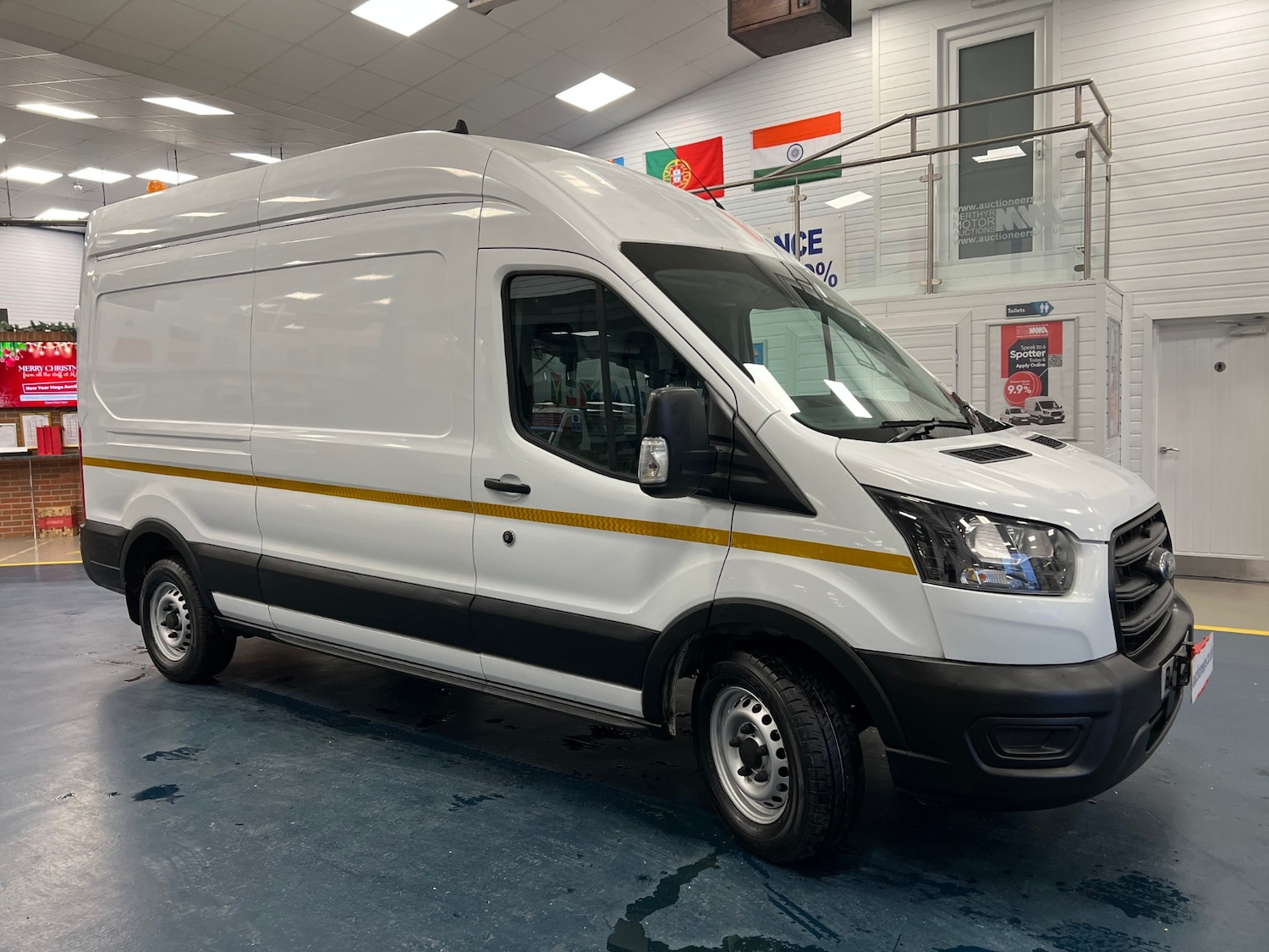 Used Ford Transit 2022 for sale - 77124059: Photo 2