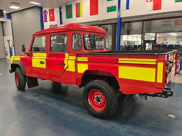 Used Land Rover Defender 2012 for sale - 76298867: Photo 4