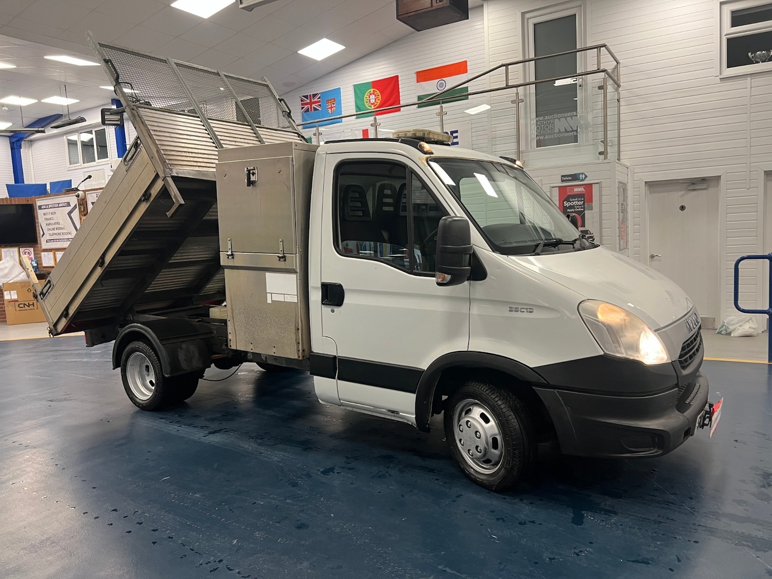 Used Iveco Daily 2013 for sale - 77543658: Photo 11