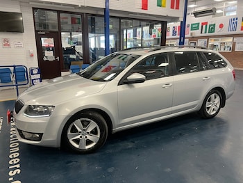 Used Skoda Octavia 2015 for sale - 78581819: Photo