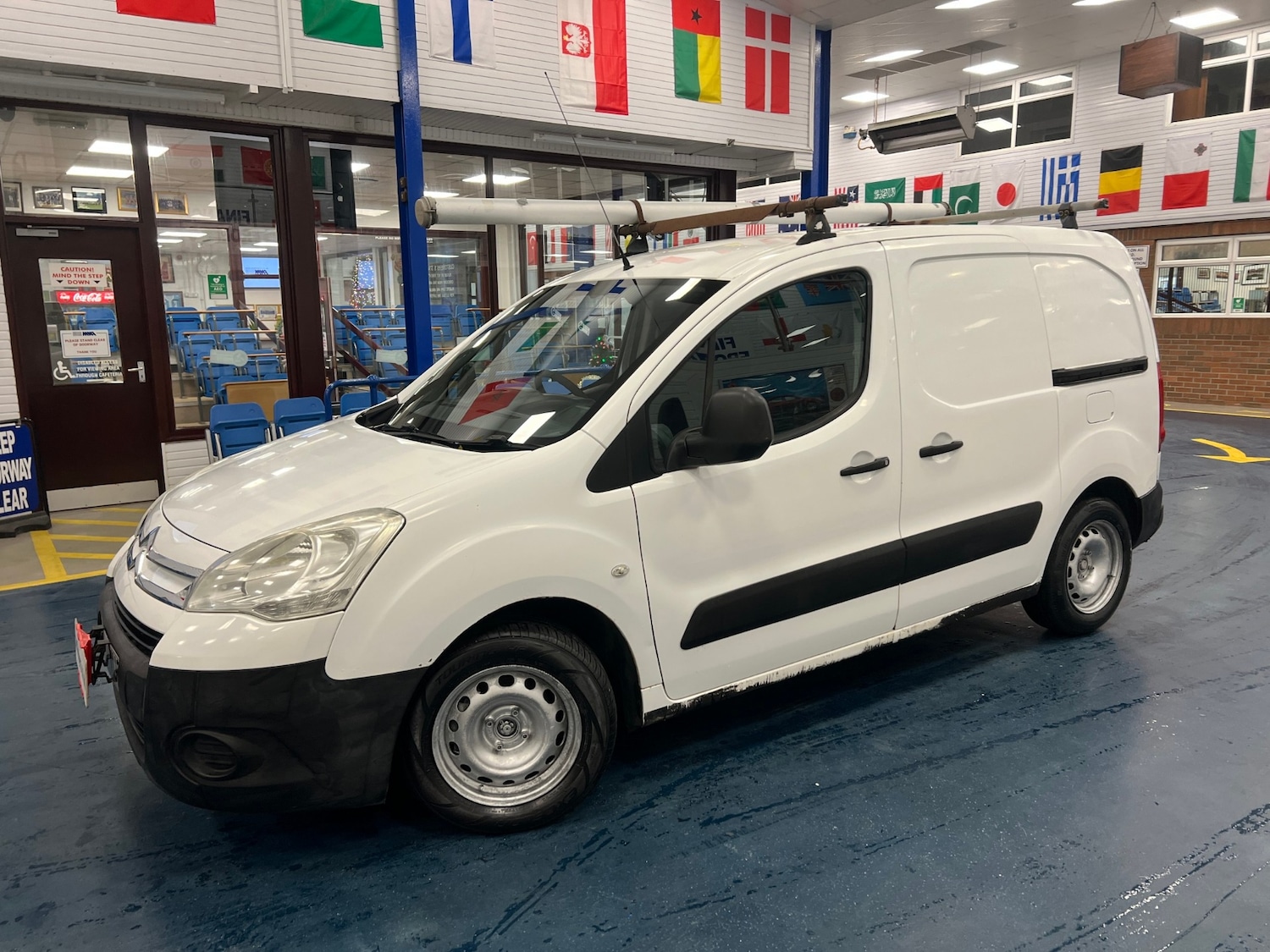 Used Citroen Berlingo 2009 for sale - 76835190: Photo 3