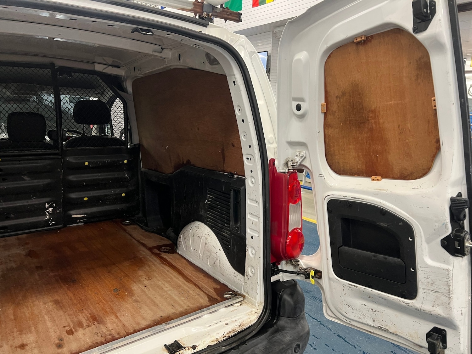 Used Citroen Berlingo 2009 for sale - 76835190: Photo 8