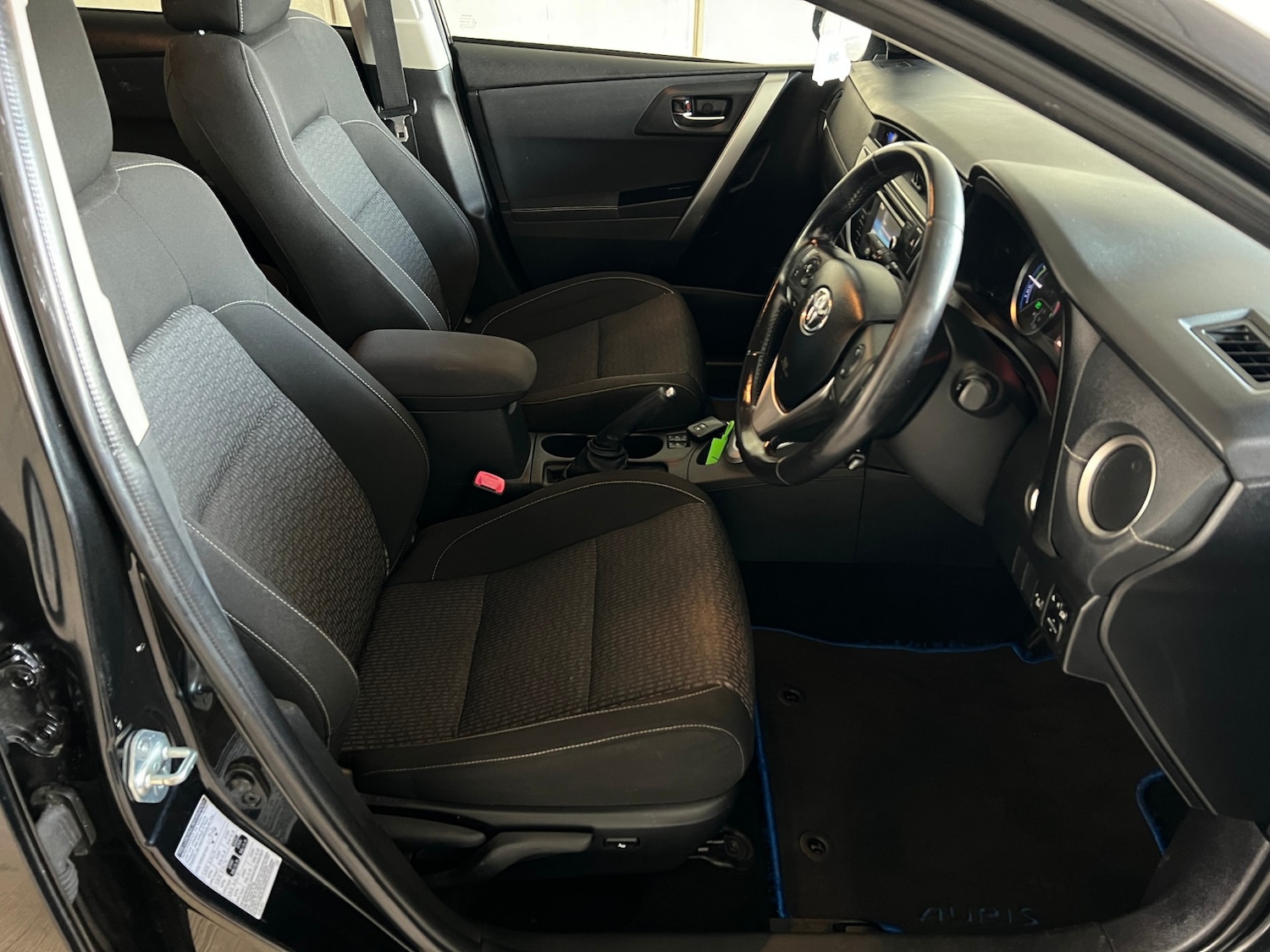 Used Toyota Auris 2015 for sale - 77363302: Photo 13