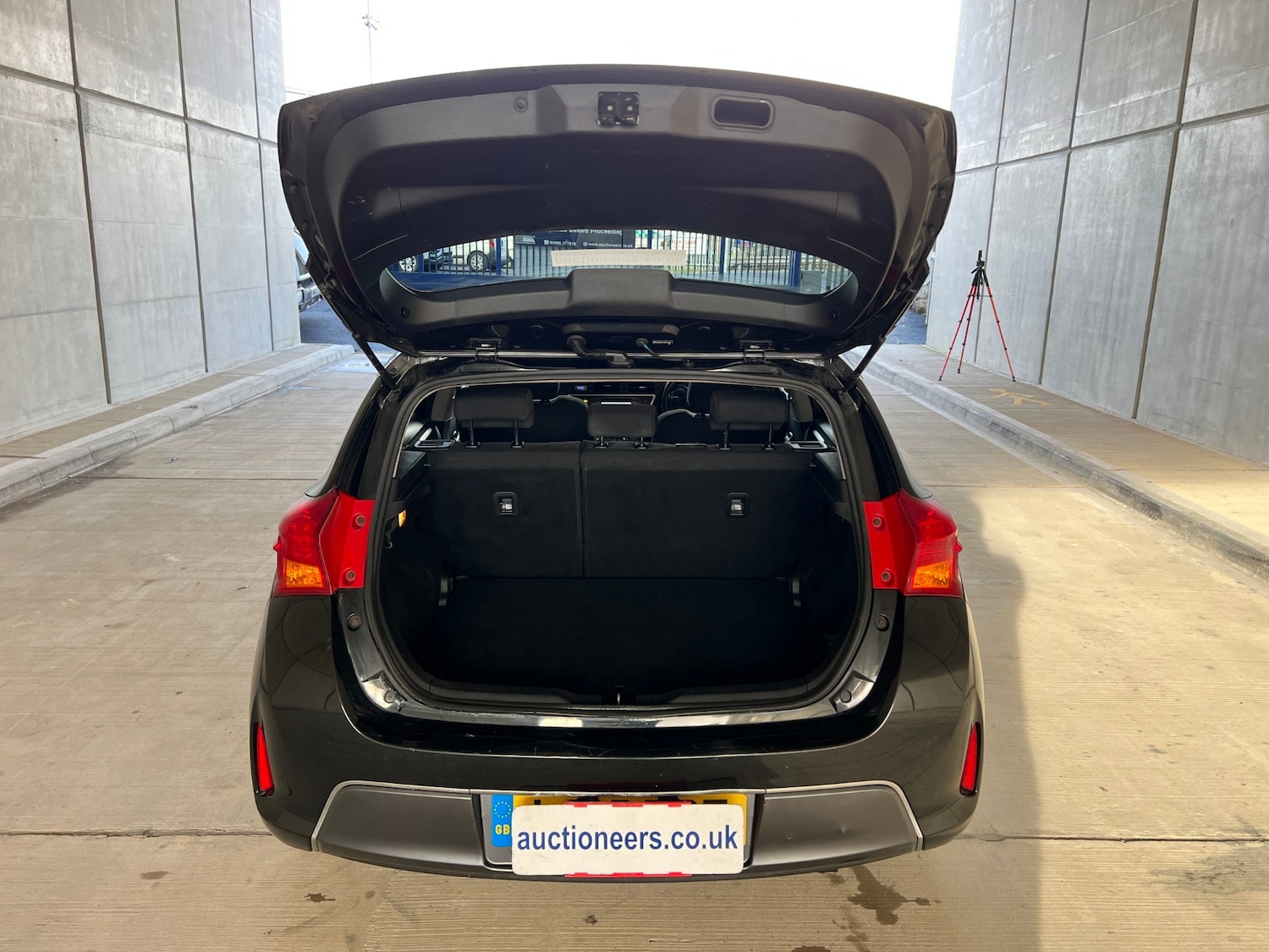 Used Toyota Auris 2015 for sale - 77363302: Photo 8