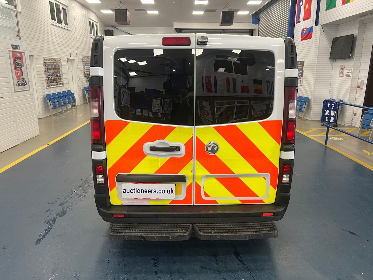 Used Vauxhall Vivaro 2015 for sale - 76035204: Photo 10