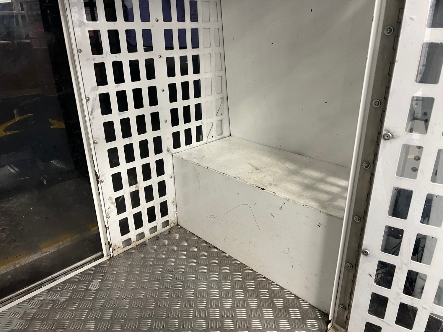 Used Vauxhall Vivaro 2015 for sale - 76035204: Photo 13