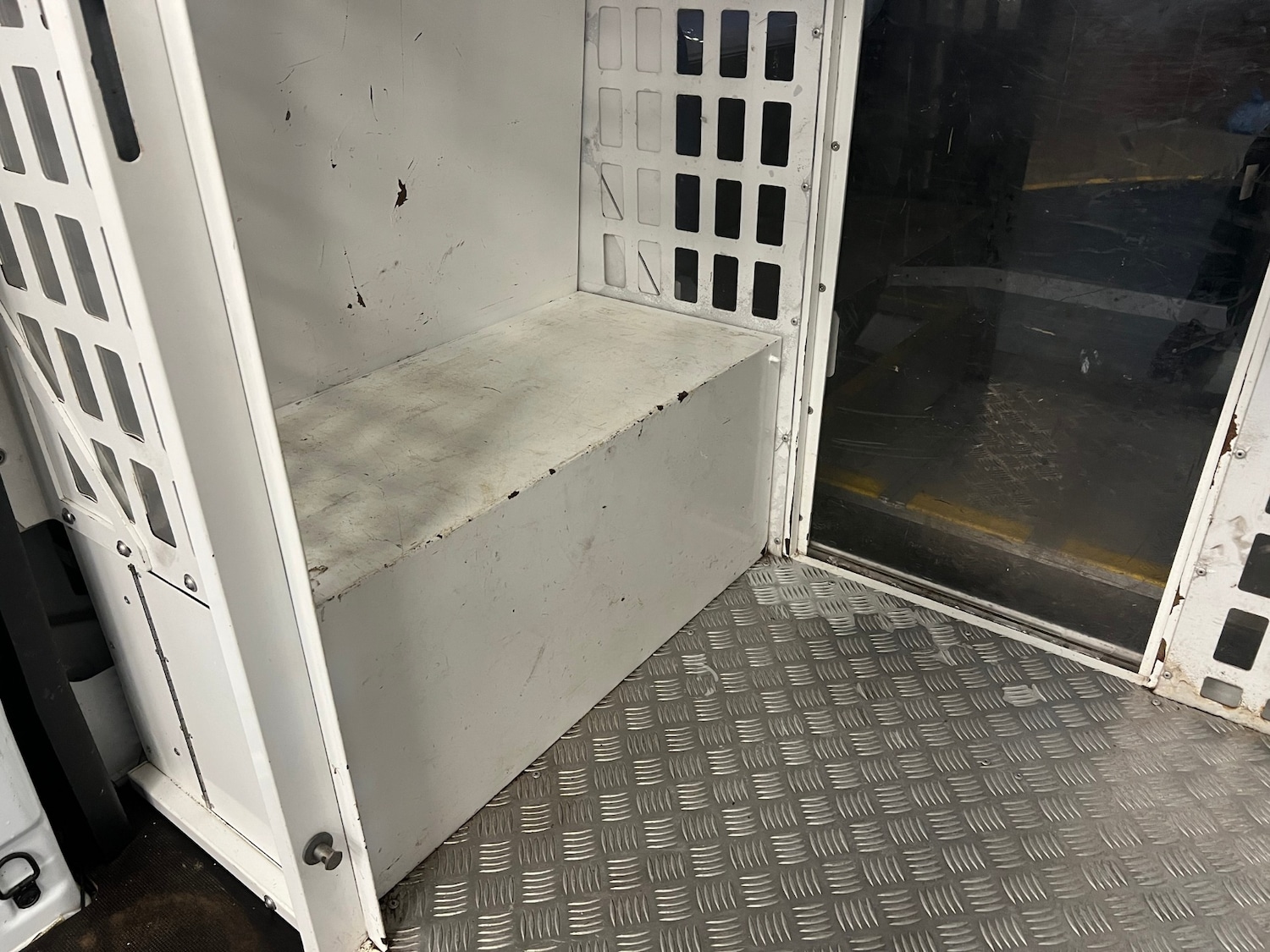 Used Vauxhall Vivaro 2015 for sale - 76035204: Photo 14