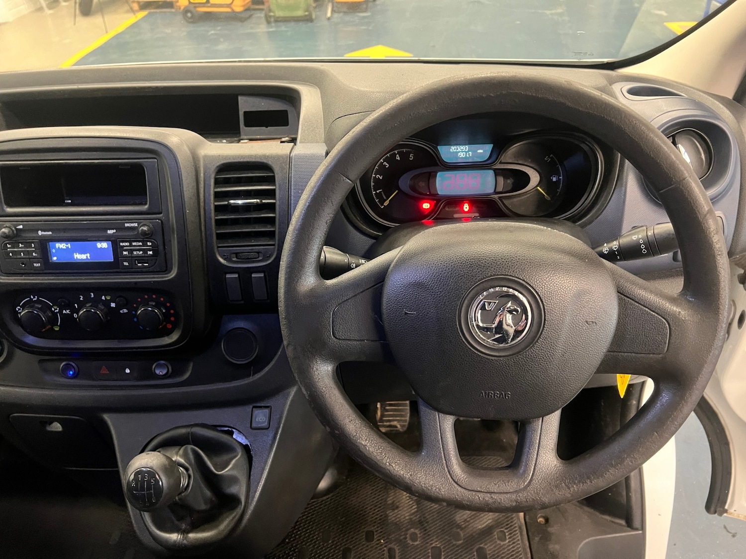 Used Vauxhall Vivaro 2015 for sale - 76035204: Photo 16