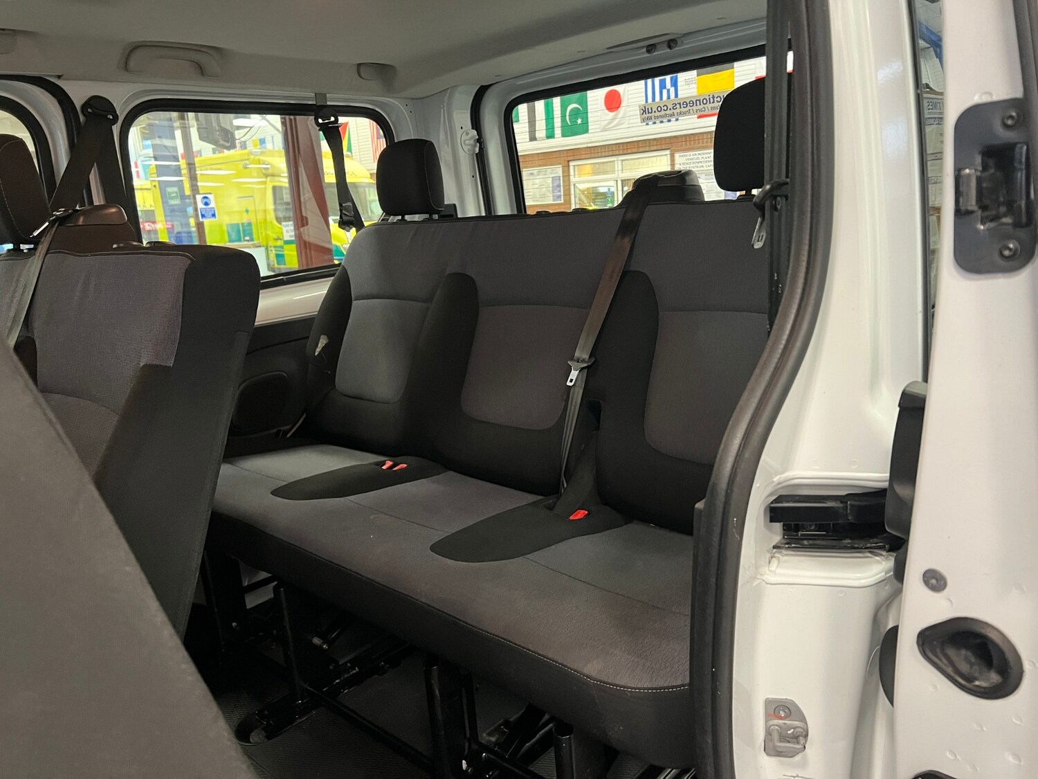Used Vauxhall Vivaro 2016 for sale - 77743377: Photo 10