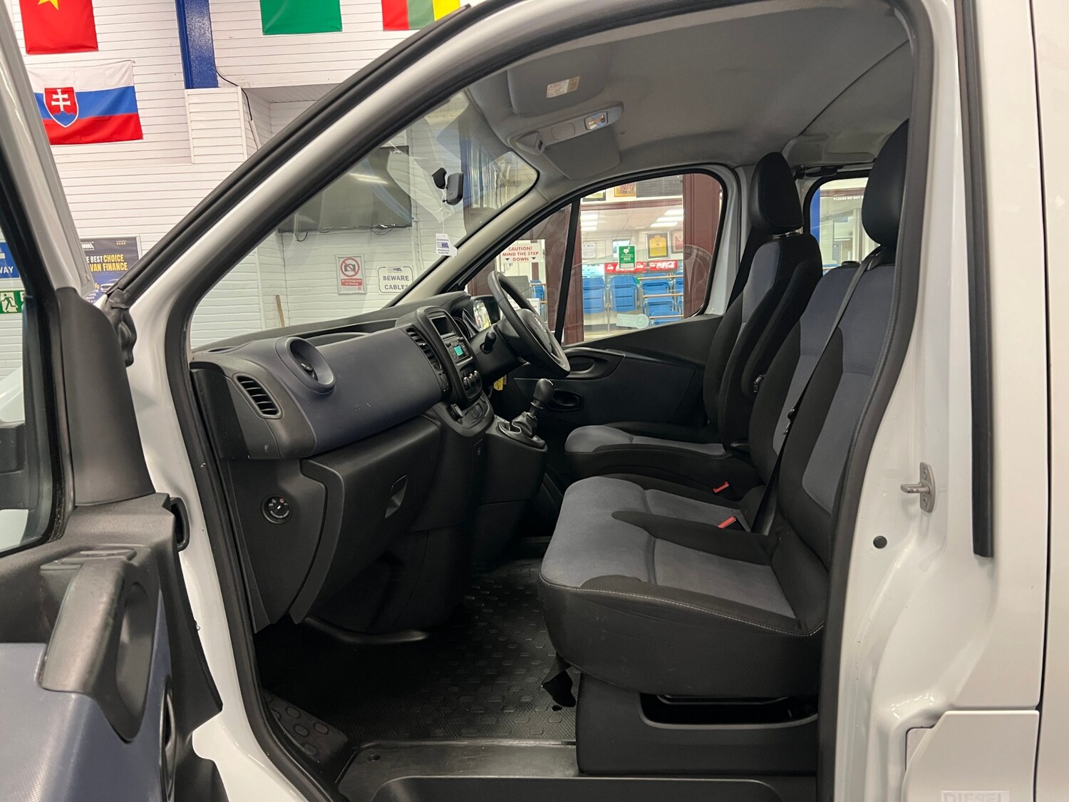 Used Vauxhall Vivaro 2016 for sale - 77743377: Photo 14