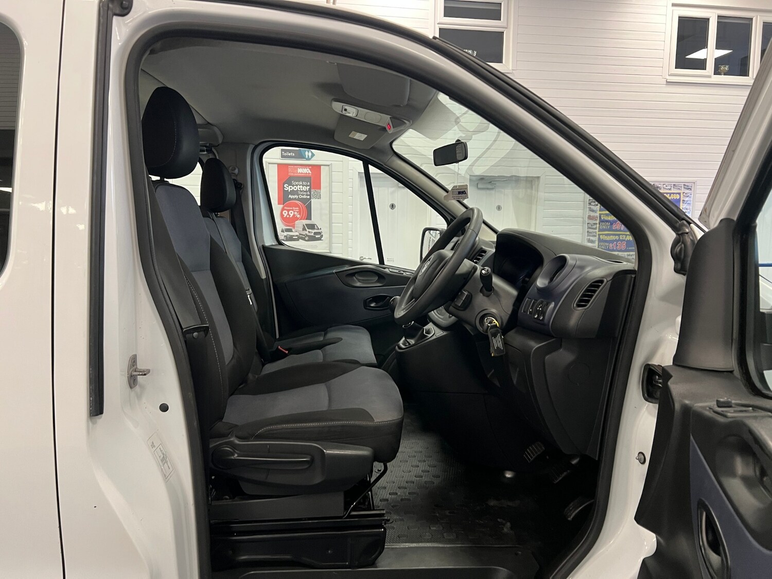 Used Vauxhall Vivaro 2016 for sale - 77743377: Photo 15