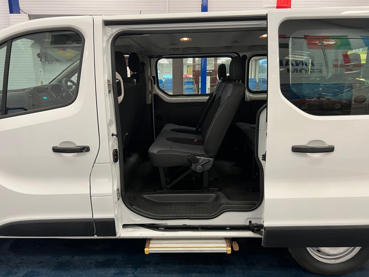 Used Vauxhall Vivaro 2016 for sale - 77743377: Photo 8