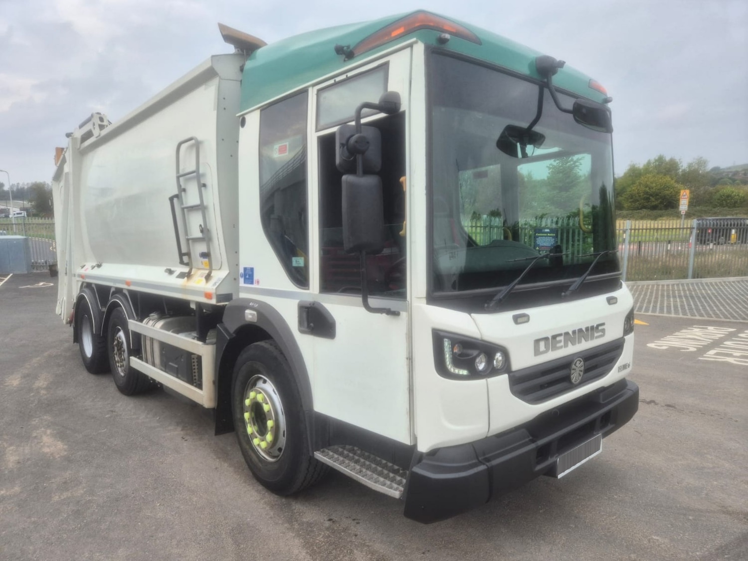 Used Dennis Elite 2016 for sale - 76340125: Photo 2