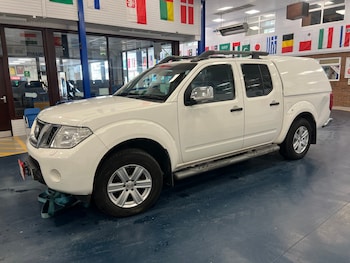 Used Nissan Navara 2011 for sale - 78847064: Photo