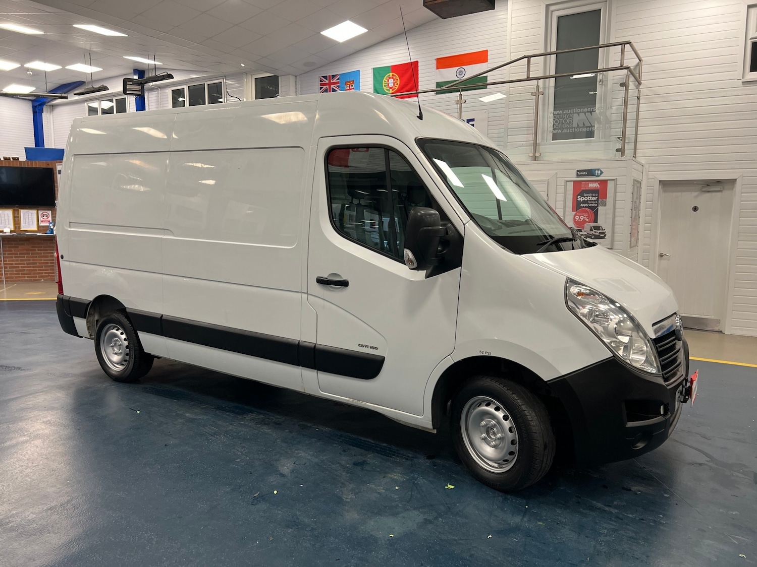 Used Vauxhall Movano 2014 for sale - 76402363: Photo 2