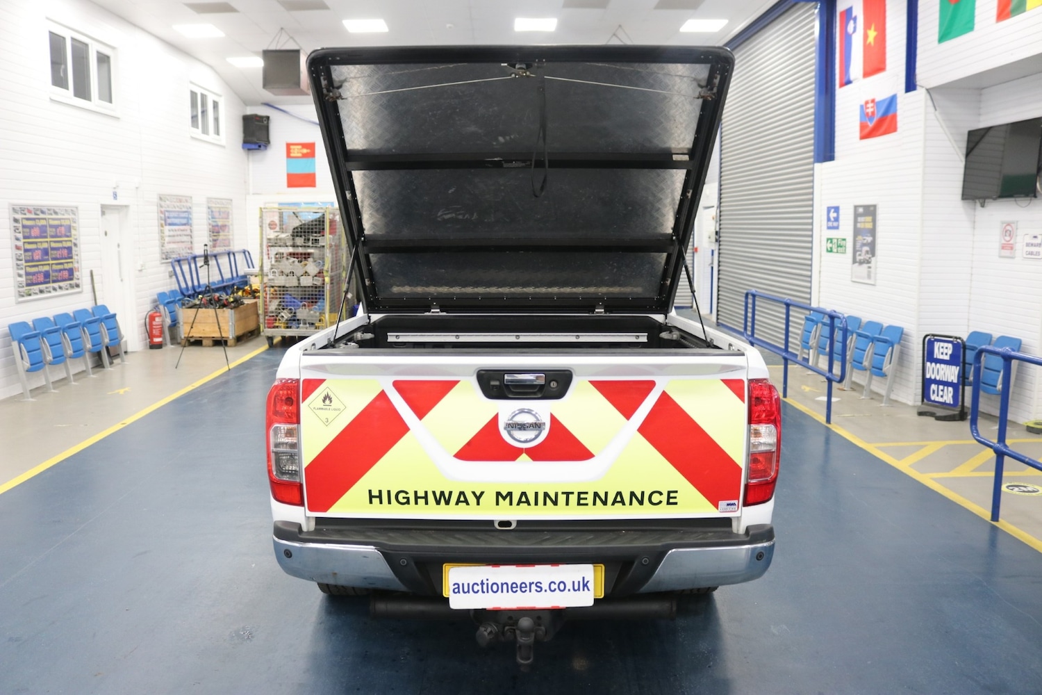 Used Nissan Navara 2017 for sale - 77127620: Photo 8