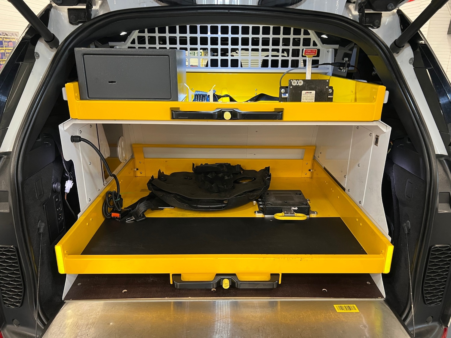 Used Land Rover Discovery 2020 for sale - 77831728: Photo 9