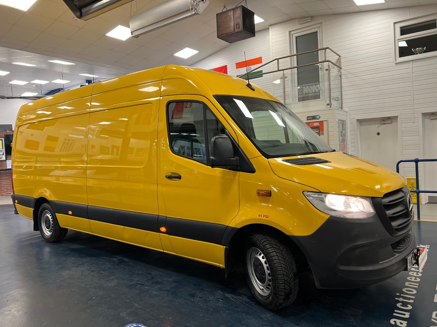 Used Mercedes-Benz Sprinter 2020 for sale - 77916221: Photo 2