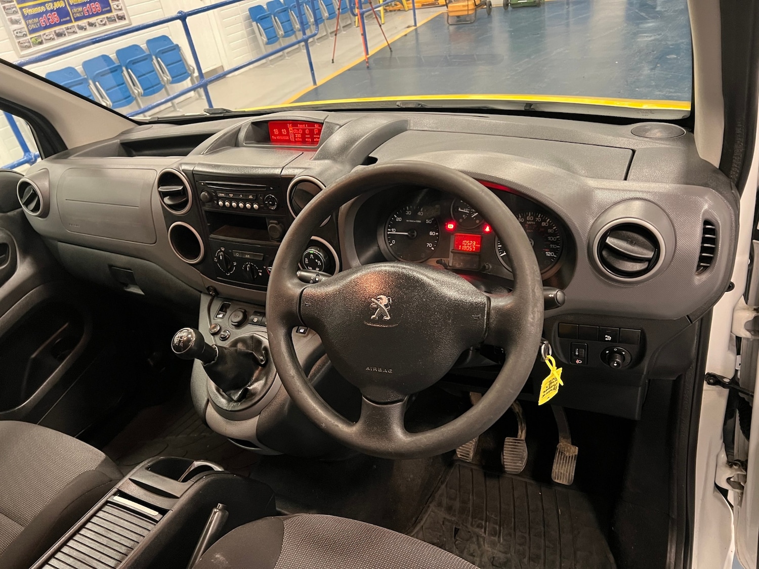 Used Peugeot Partner 2018 for sale - 77649869: Photo 15