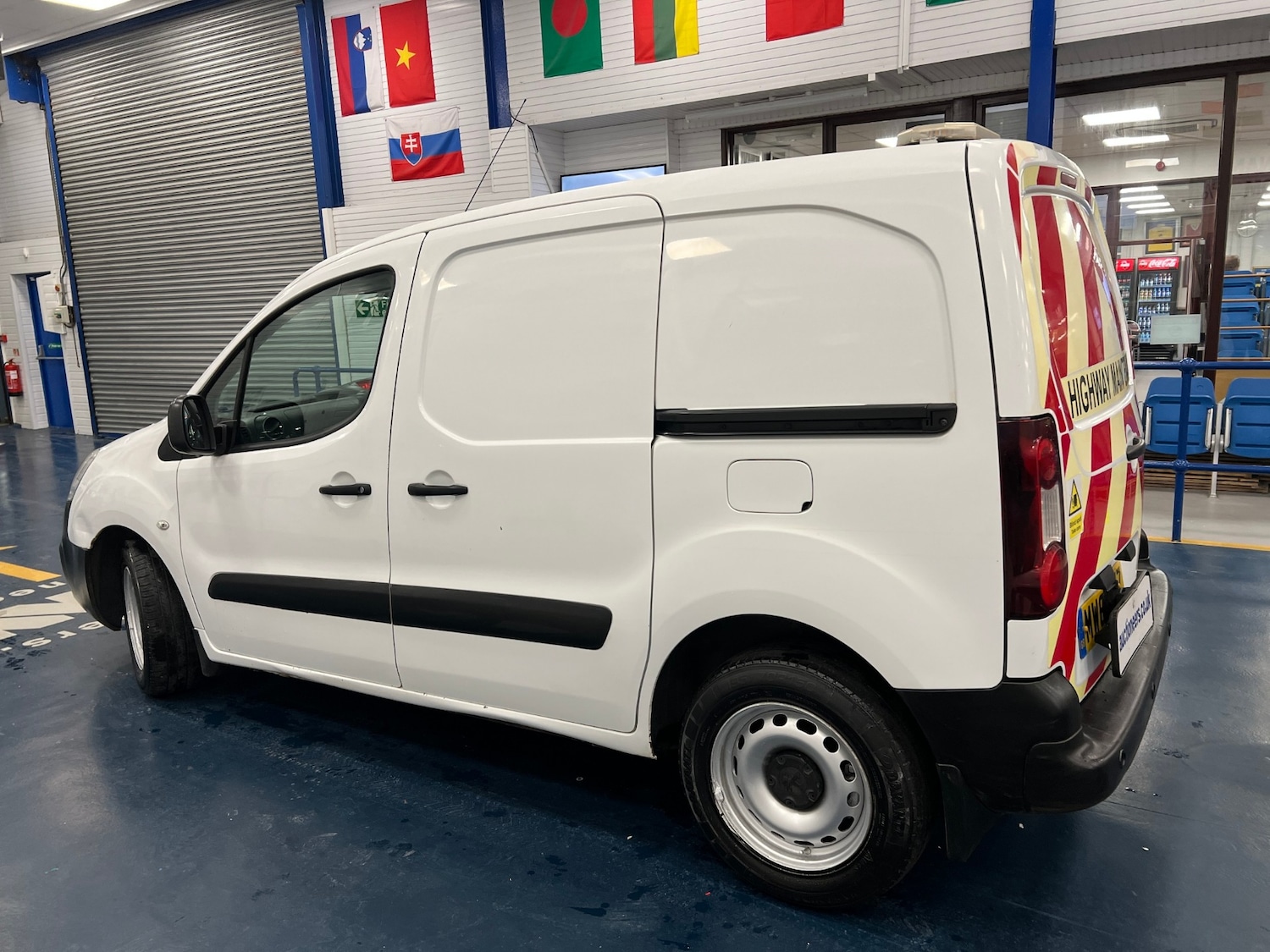 Used Peugeot Partner 2018 for sale - 77649869: Photo 4