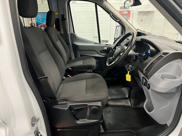 Used Ford Transit 2018 for sale - 74602469: Photo 14