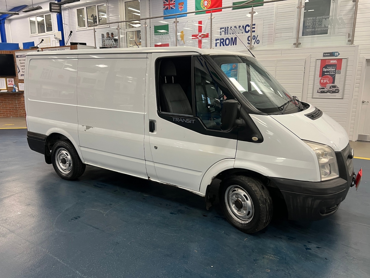 Used Ford Transit 2013 for sale - 76425214: Photo 2