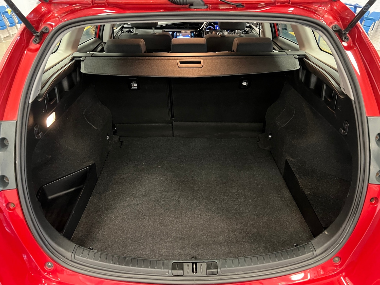 Used Toyota Auris 2016 for sale - 76693732: Photo 8