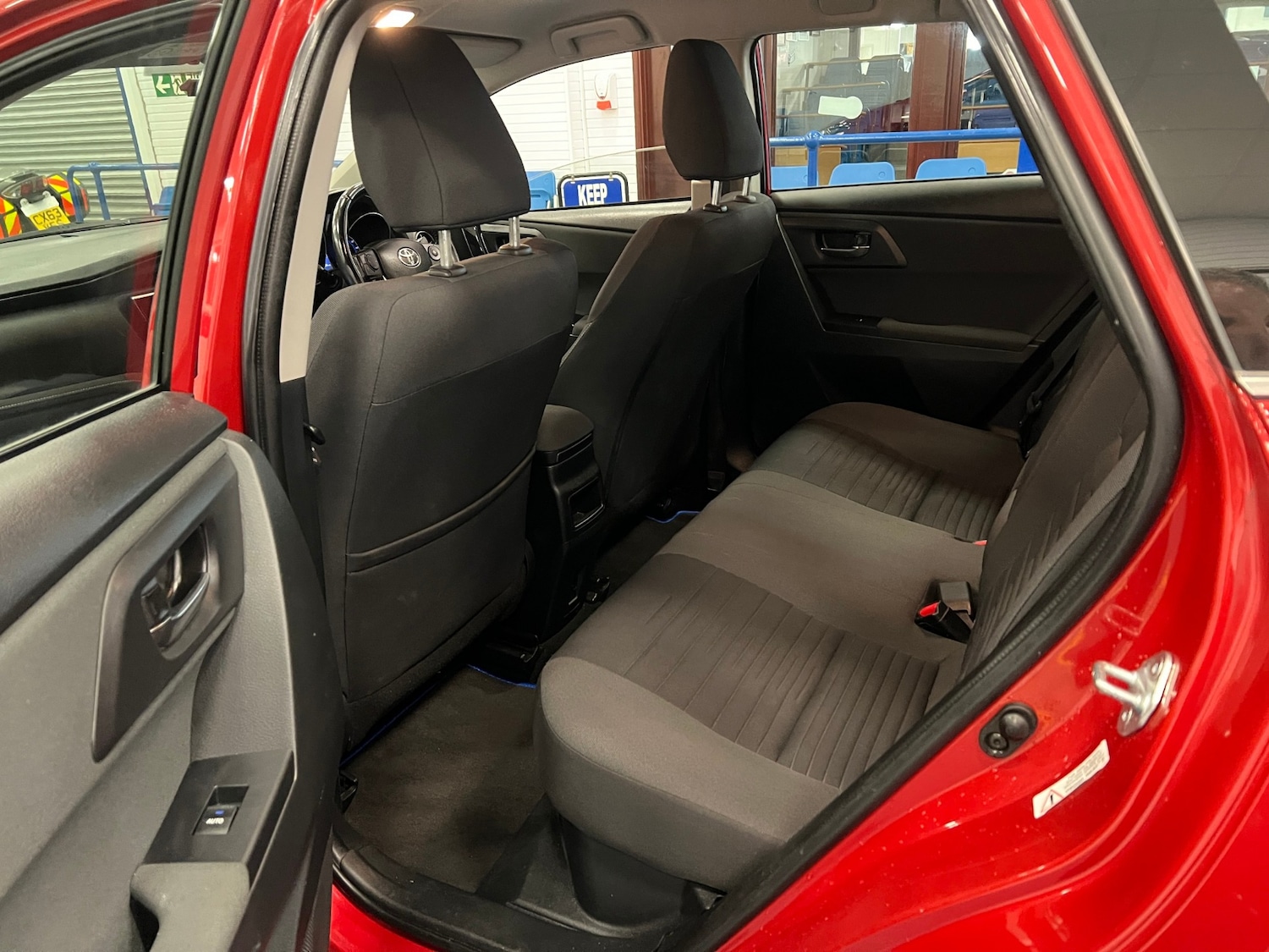 Used Toyota Auris 2016 for sale - 76693732: Photo 9