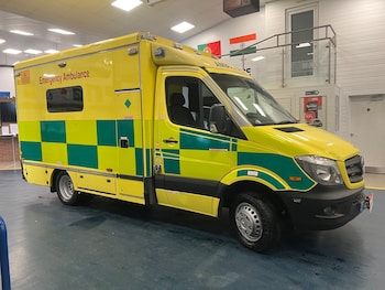 Used Mercedes-Benz Sprinter 2015 for sale - 77001615: Photo