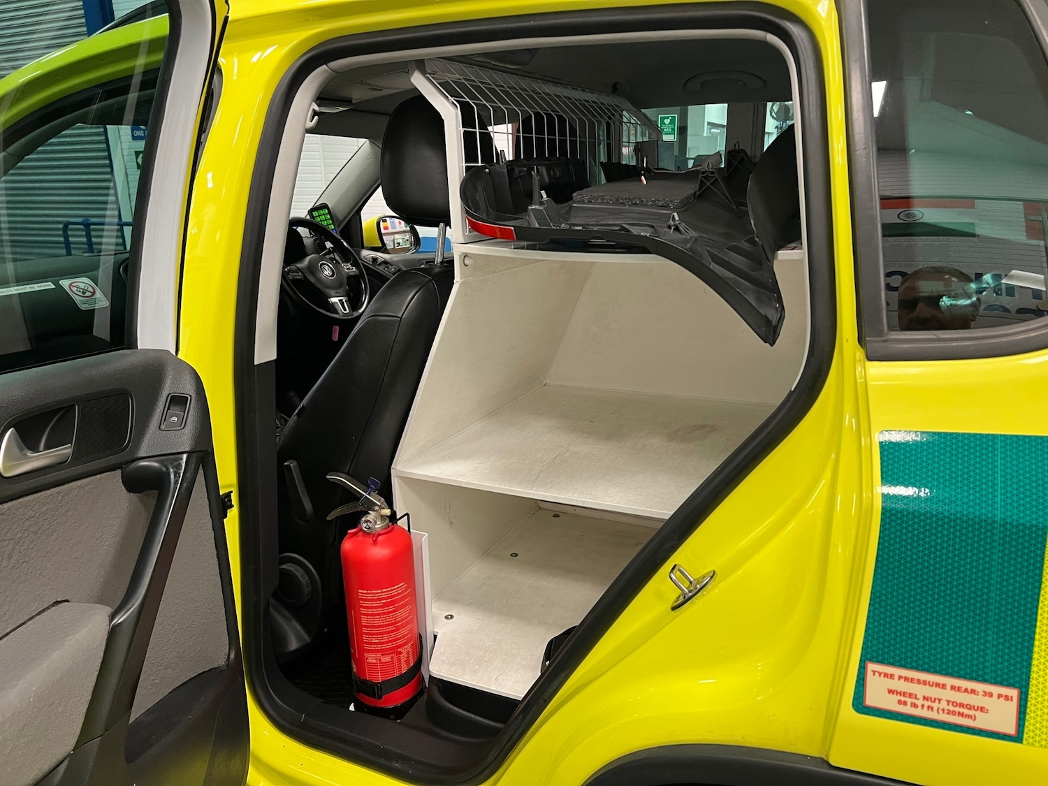 Used Volkswagen Tiguan 2015 for sale - 76922051: Photo 9