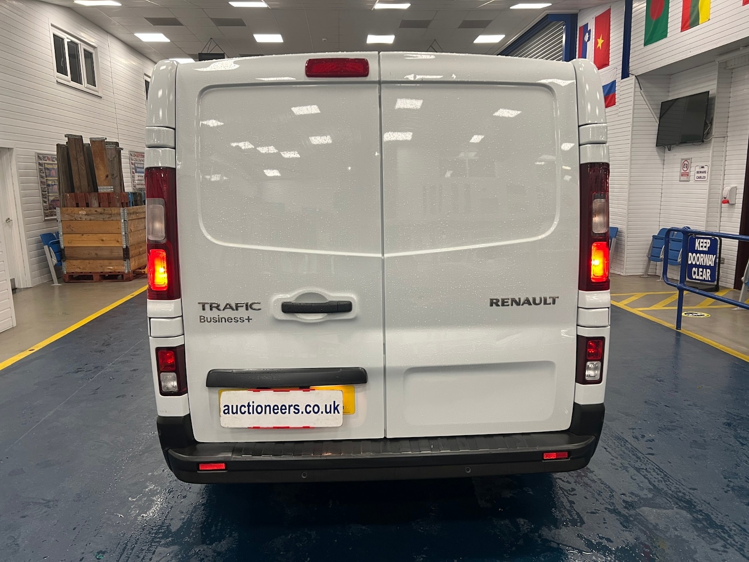 Used Renault Trafic 2023 for sale - 76860135: Photo 10