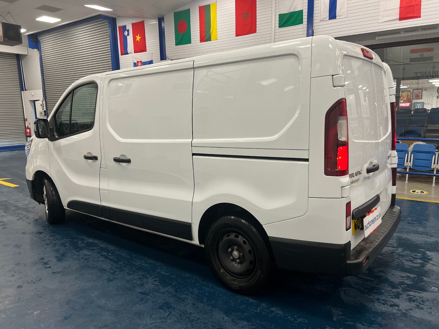 Used Renault Trafic 2023 for sale - 76860135: Photo 4