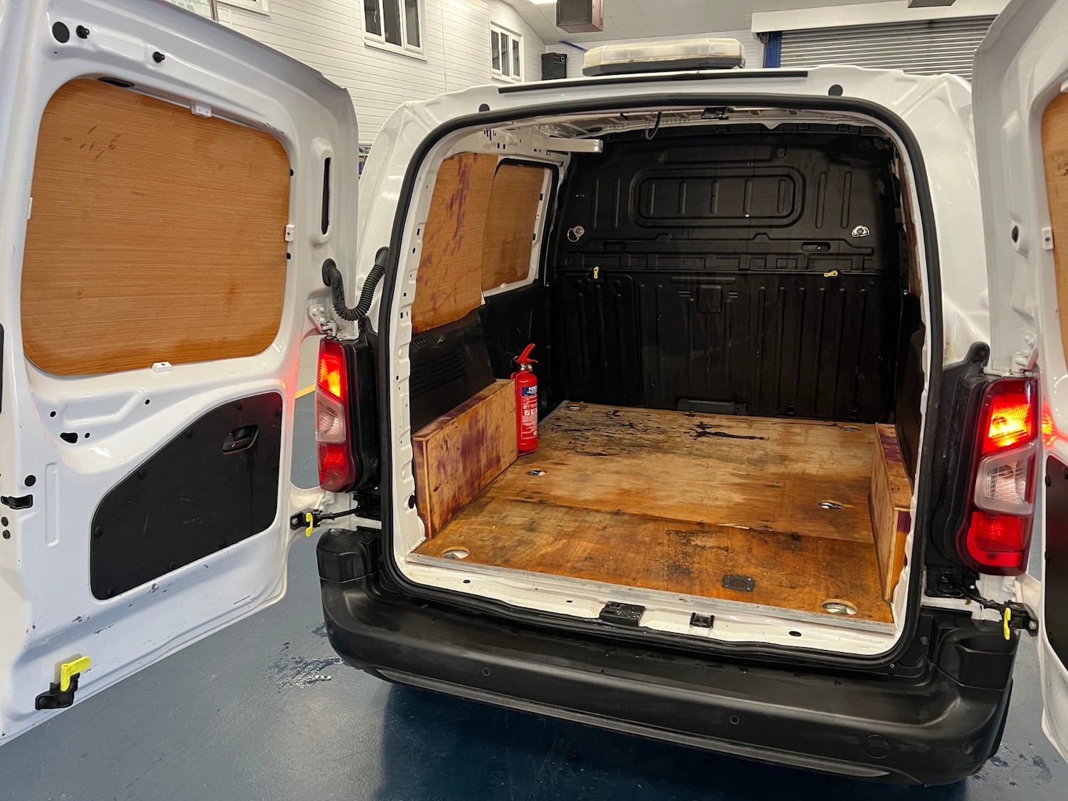 Used Peugeot Partner 2020 for sale - 77661977: Photo 12