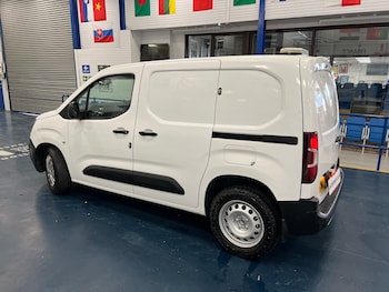 Used Peugeot Partner 2020 for sale - 77661977: Photo