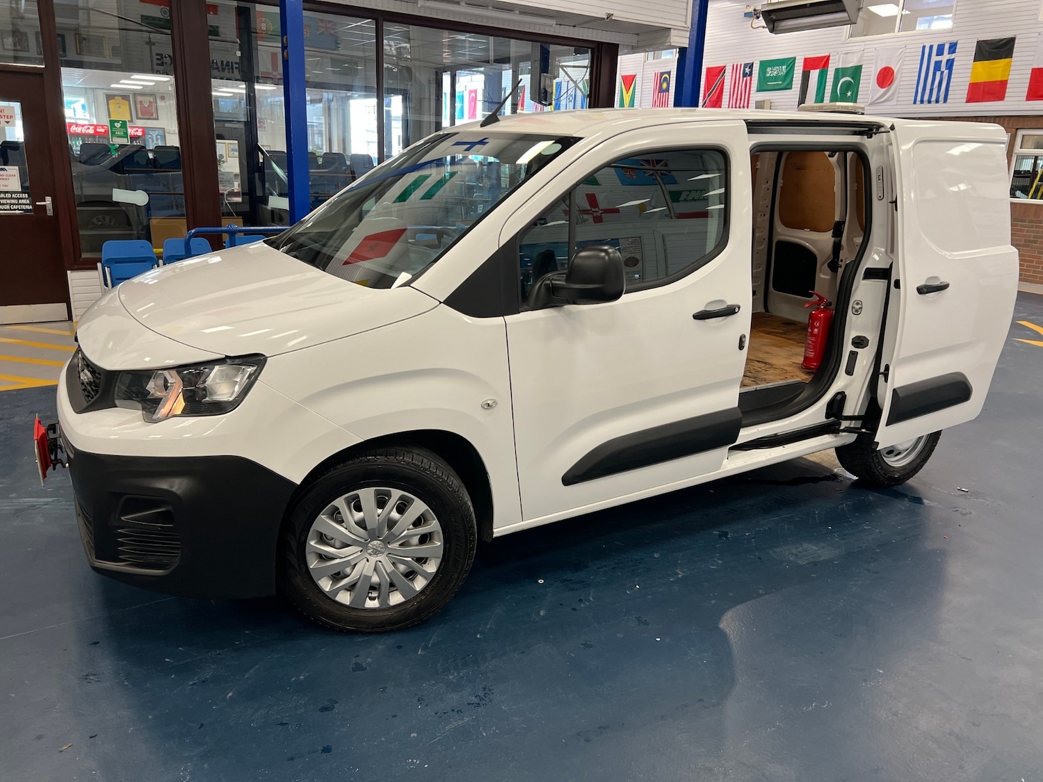 Used Peugeot Partner 2020 for sale - 77661977: Photo 6