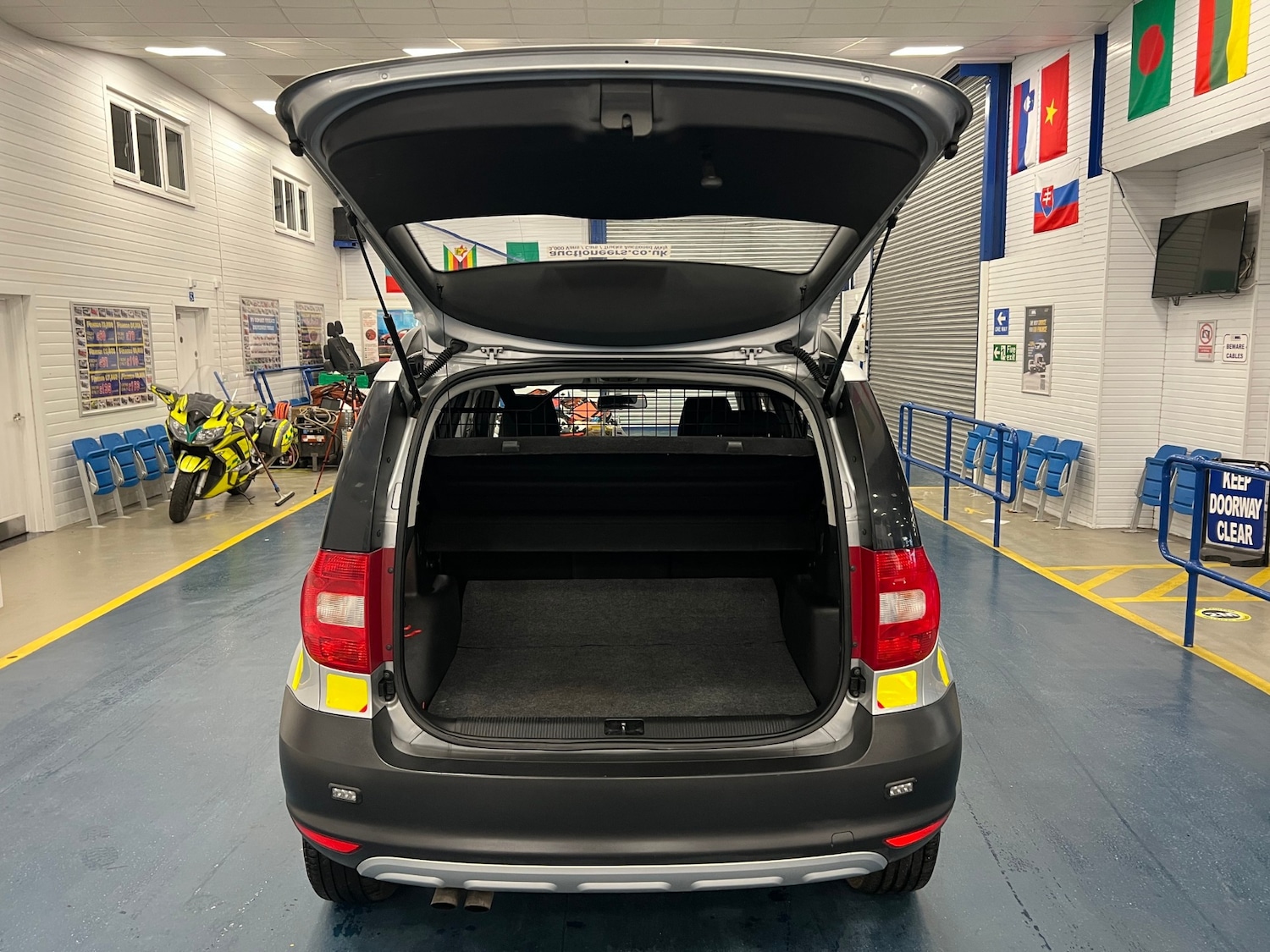 Used Skoda Yeti 2012 for sale - 76792465: Photo 7