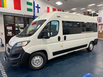 Used Peugeot Boxer 2018 for sale - 77687428: Photo