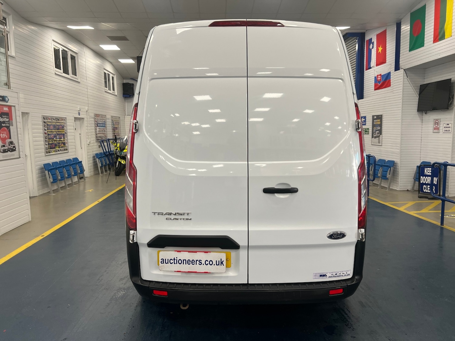 Used Ford Transit Custom 2019 for sale - 76222474: Photo 10