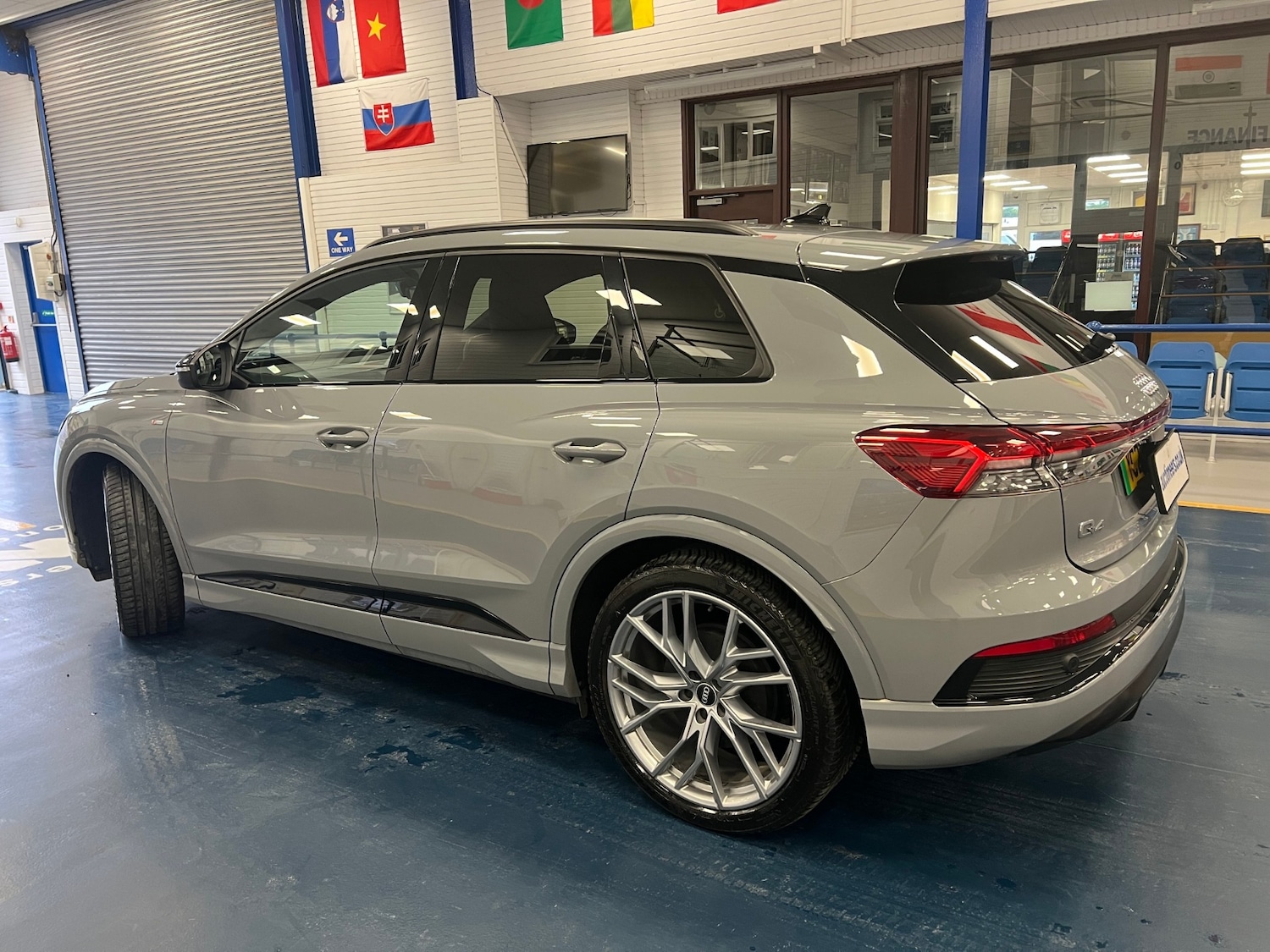 Used Audi Q4 e-tron 2022 for sale - 77406528: Photo 4